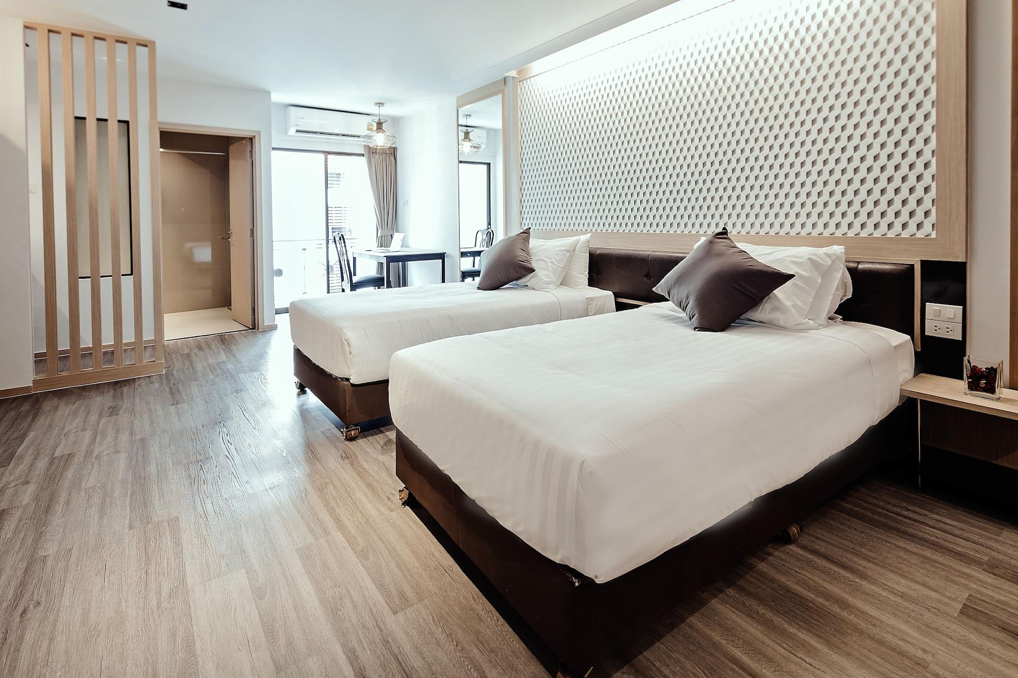 Three Sukhumvit Hotel - Sha Plus Certified Bangkok Extérieur photo